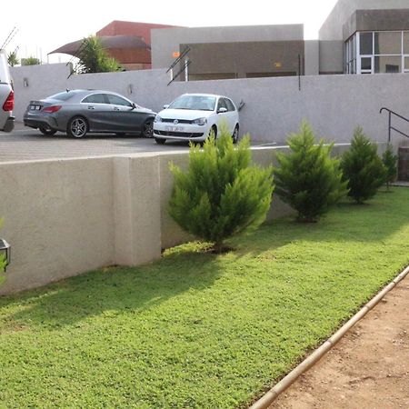 Discovery Guest House Windhoek Exterior foto