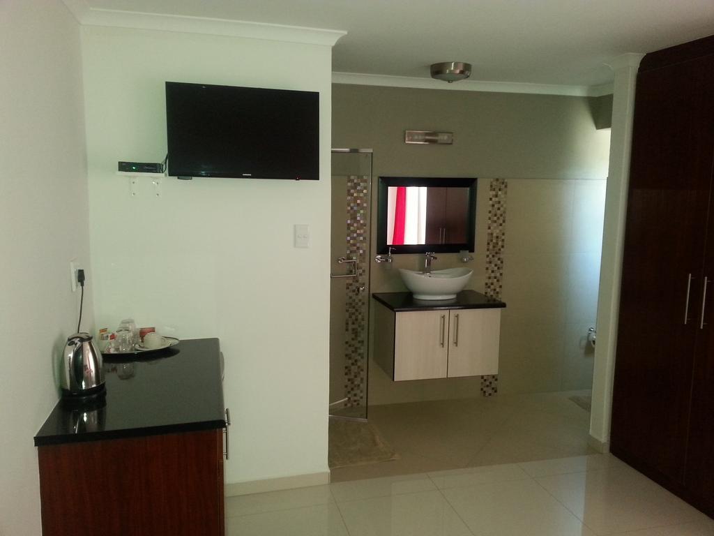 Discovery Guest House Windhoek Exterior foto