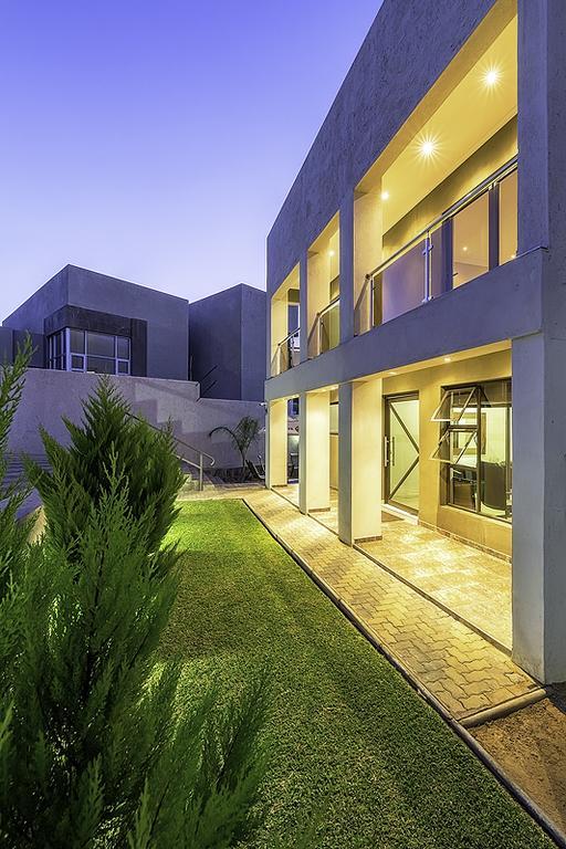 Discovery Guest House Windhoek Exterior foto