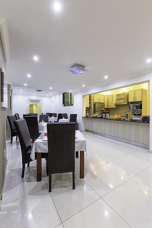 Discovery Guest House Windhoek Exterior foto