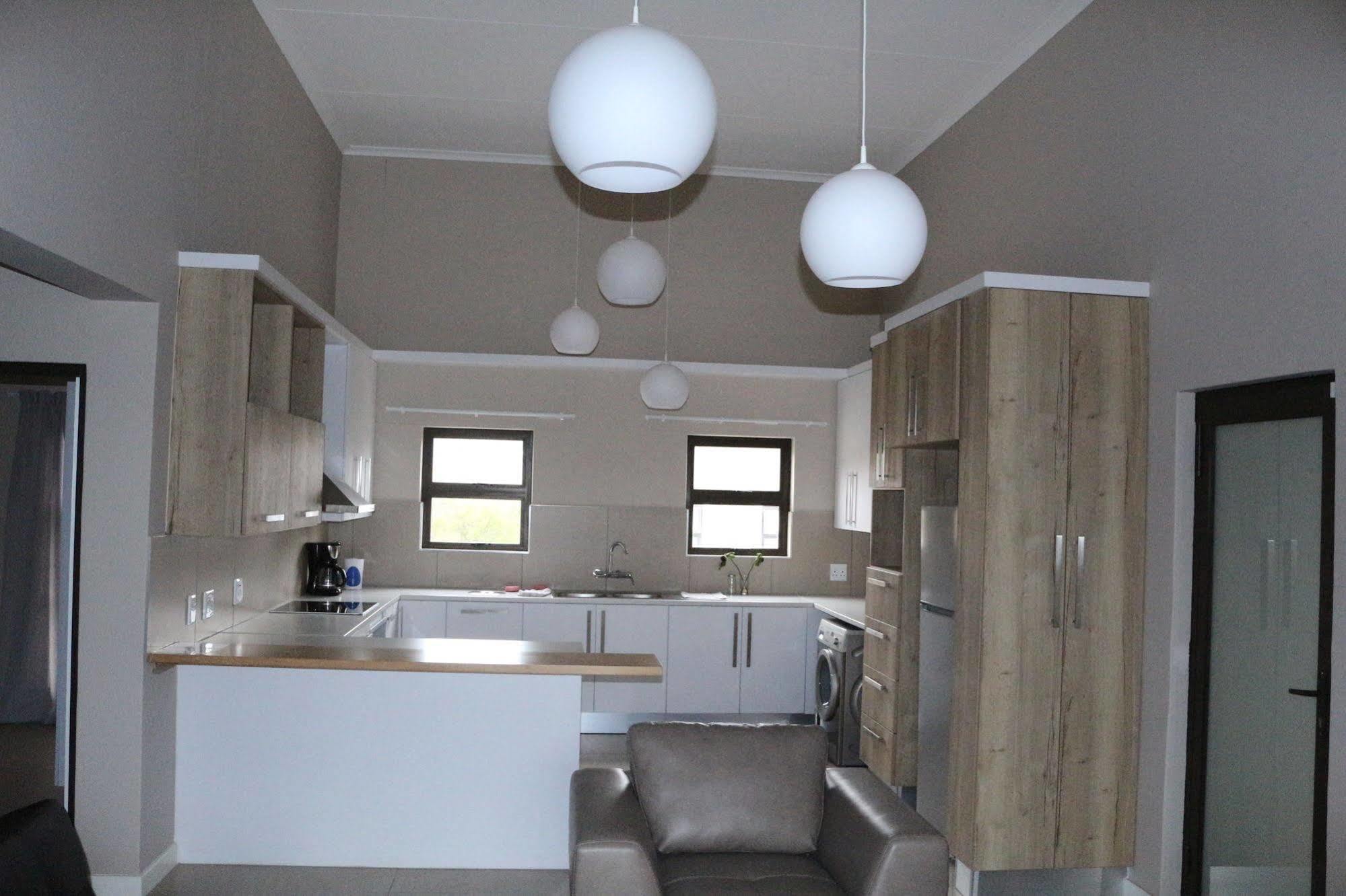 Discovery Guest House Windhoek Exterior foto